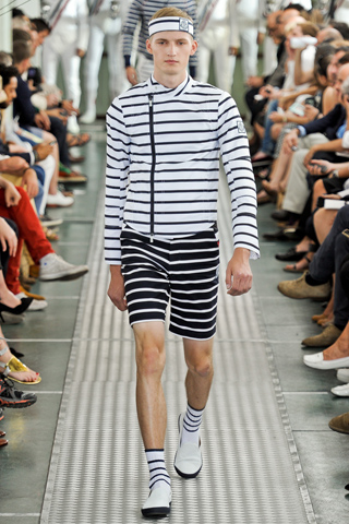 Moncler Gamme Bleu / - 2012